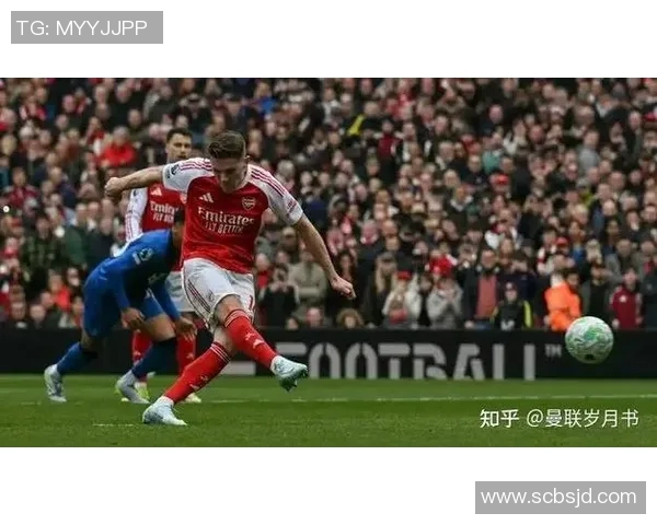 以镜头回顾曼联赛场动情一幕球迷与球员真情互动令人泪目